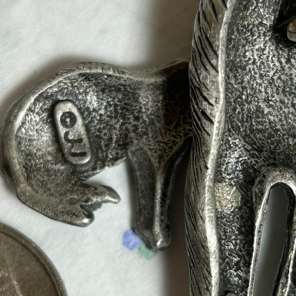 Vintage Signed JJ Silver Pewter Tone Mother Cat With Kitten Brooch Pin Kinetic - Picture 6 of 7